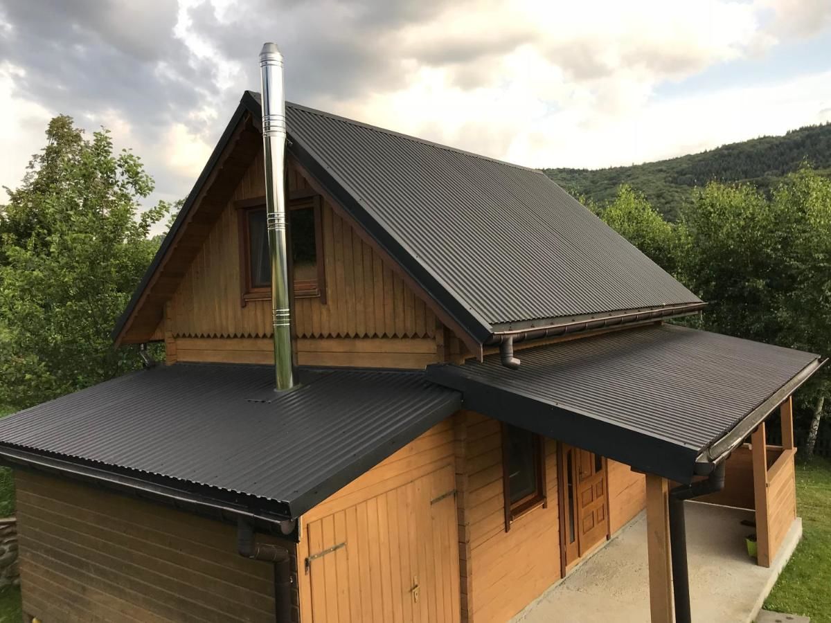 Лоджи Domek w Beskidach Ropica Górna-4